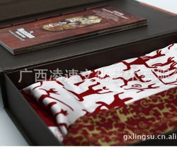 广西礼品  花山岩画真丝方巾+花山领带套装礼盒 壮族 文化 纪念图3