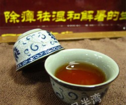 批发功夫茶具 青花莲花玉瓷茶杯 景德镇骨瓷茶用品复古杯图2