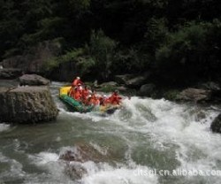 桂林至龙胜黄金线上旅游景点——十二滩漂流图2