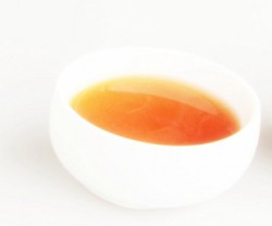 秒杀特价包邮 金骏眉红茶 散装特级 广西三江红茶叶500g图2