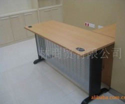 最新款农业银行家具-理财室主任办公桌-HL-JJ10图2