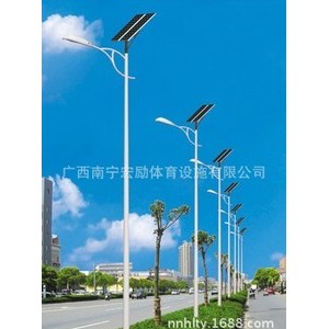 太阳能单臂灯杆供应【广西宏励照明灯具有限公司】图2