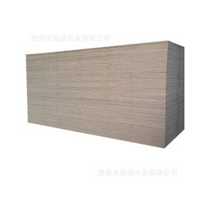 木纹面桃花芯桉木胶合板