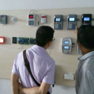 广西区网络高清监控安装、智能一卡通系统、楼宇对讲系统图2