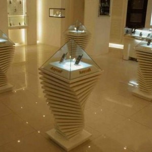 柳州专业商场展柜制作厂图3