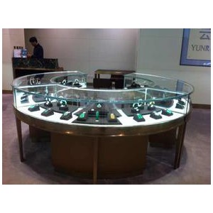 柳州商场化妆品展柜定制图3